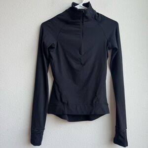 Lululemon Outrun the Elements 1/2 Zip Black Thumb holes Reflective Size 2 XS